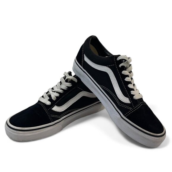 Vans Old Skool Black & White Size Boys 5.5  Women 7.0 Canvas Sneakers - Picture 1 of 12